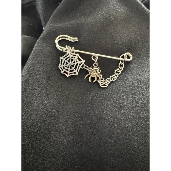 New Disturbia Meltdown Oversized Trench Coat w Pin Brooch Black Sz 10 (US) - Picture 6 of 12